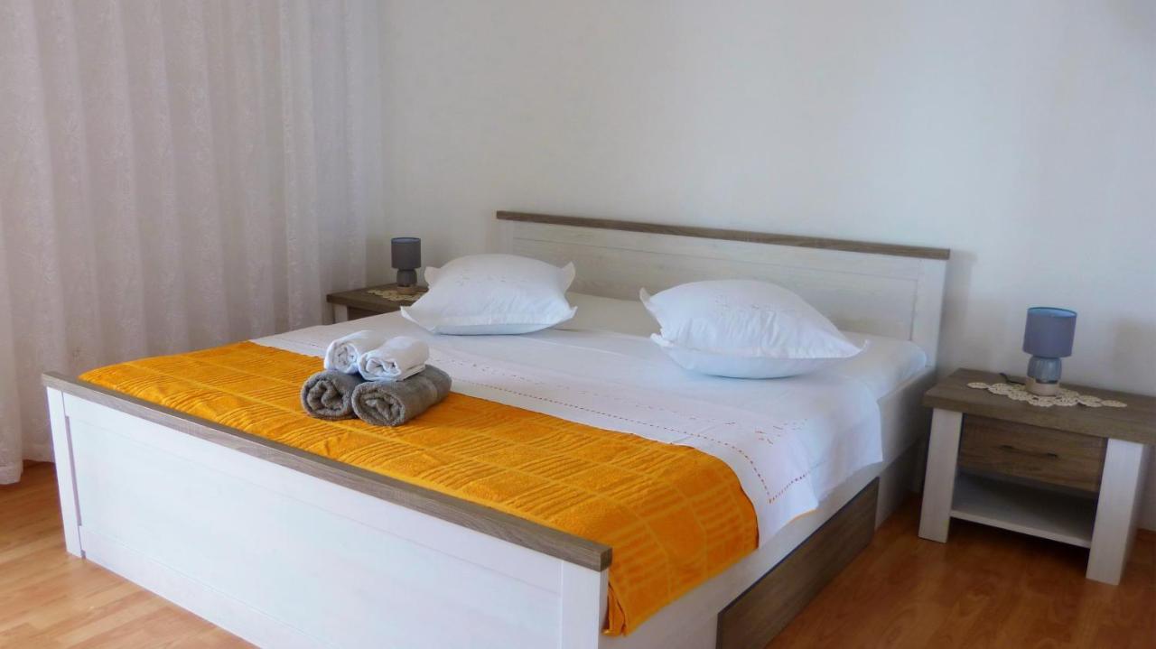 Stanici Beach Apartments Omiš Exterior foto